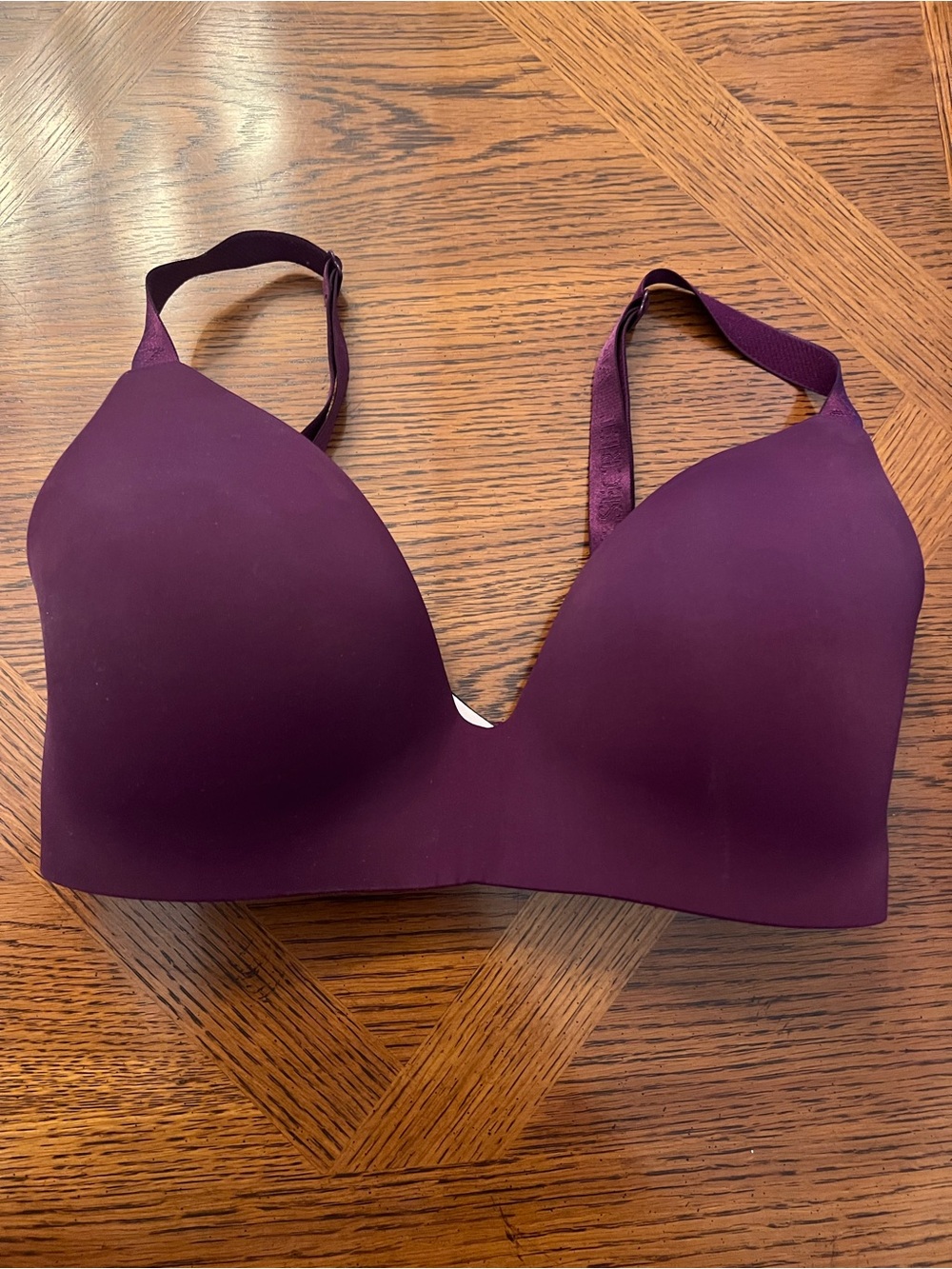 Victoria secret t-shirt bra 32DD